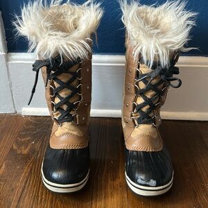 Girls Sorel Joan of Arc winter boots